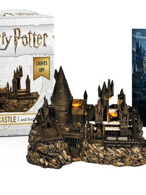 Harry Potter Hogwarts Castle and Sticker Book: Lights Up! [With Battery]