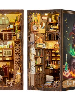 Diy Book Nook Kit: Magic Pharmacist