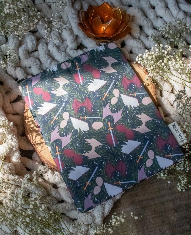 Book / Tablet Sleeve | Dragon's Den