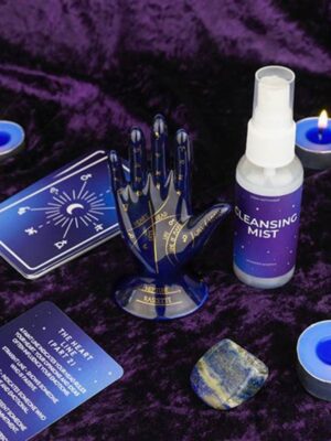 Host your own Palm Reading Night